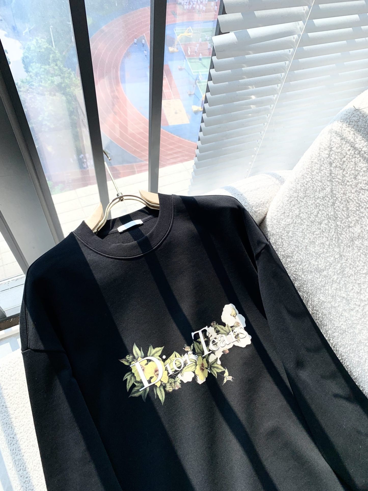 ディオール「Dior」エンブレム プルオーバー スウェットシャツ