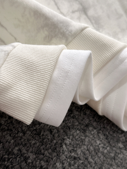 ディオール「Dior」エンブレム タオル刺繍 スウェットシャツ