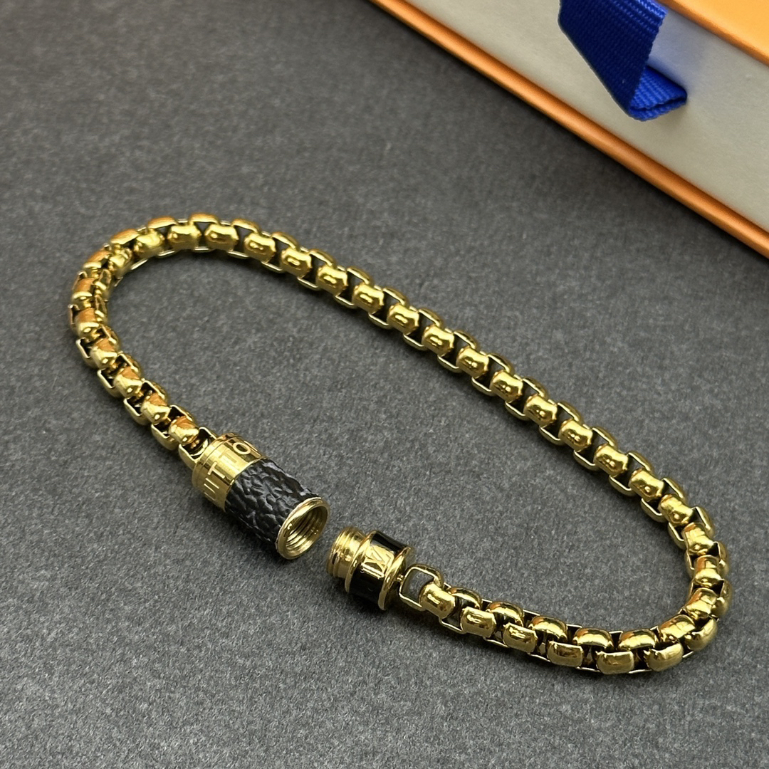 クロムハーツ (Chrome Hearts)クロム ハーツ アンティーク ピンク ダイヤモンド クロス リング