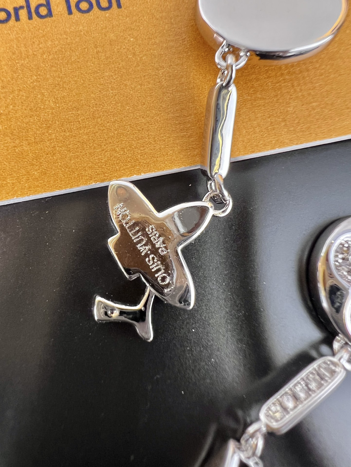 ルイ・ヴィトン「Louis Vuitton」Le Damier de Louis Vuitton ブレスレット