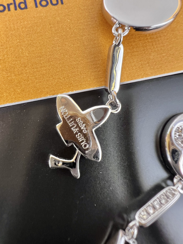 ルイ・ヴィトン「Louis Vuitton」Le Damier de Louis Vuitton ブレスレット