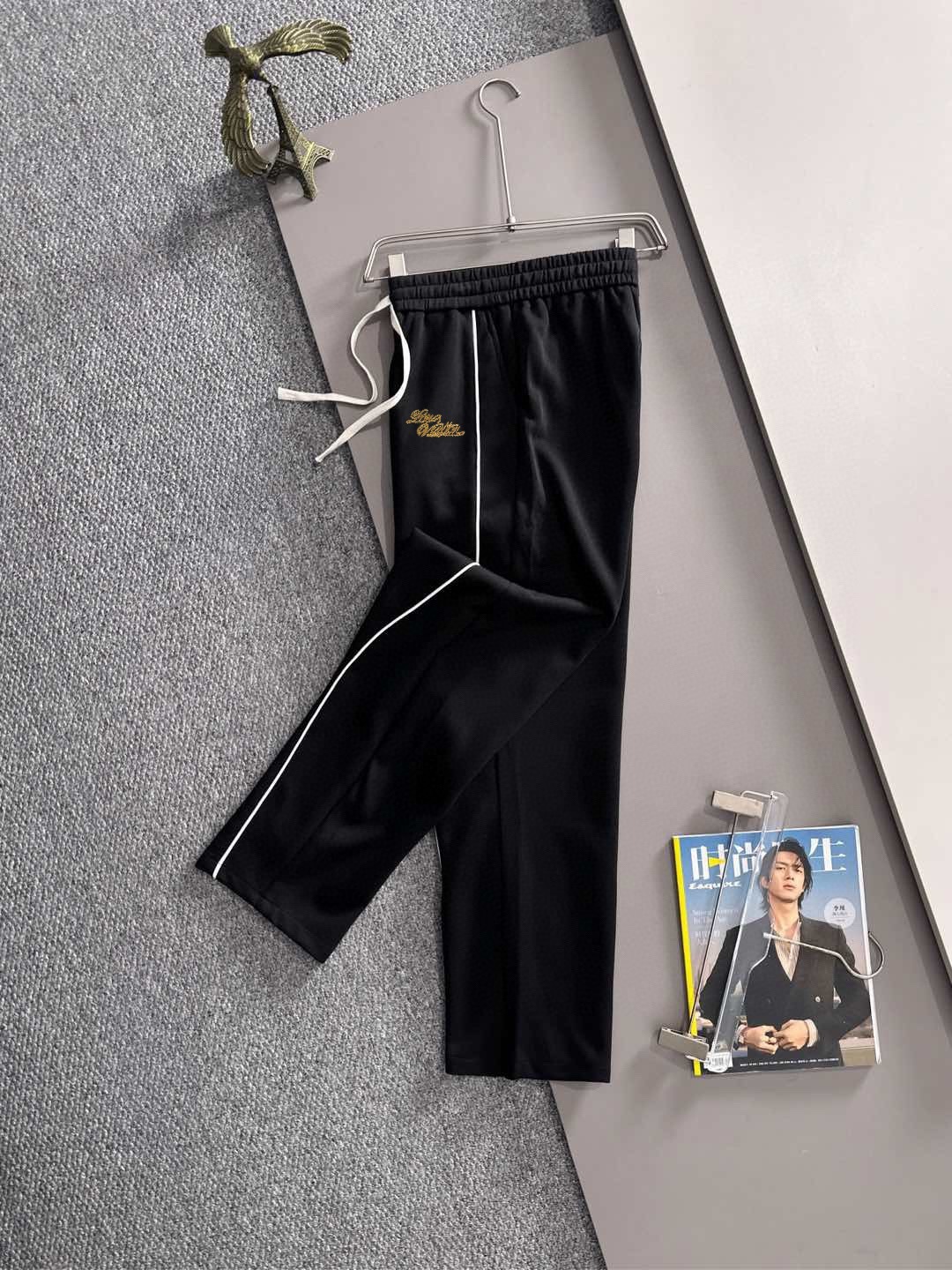 ルイ・ヴィトン「Louis Vuitton」2025 秋冬コレクション トレーナーセットアップ 