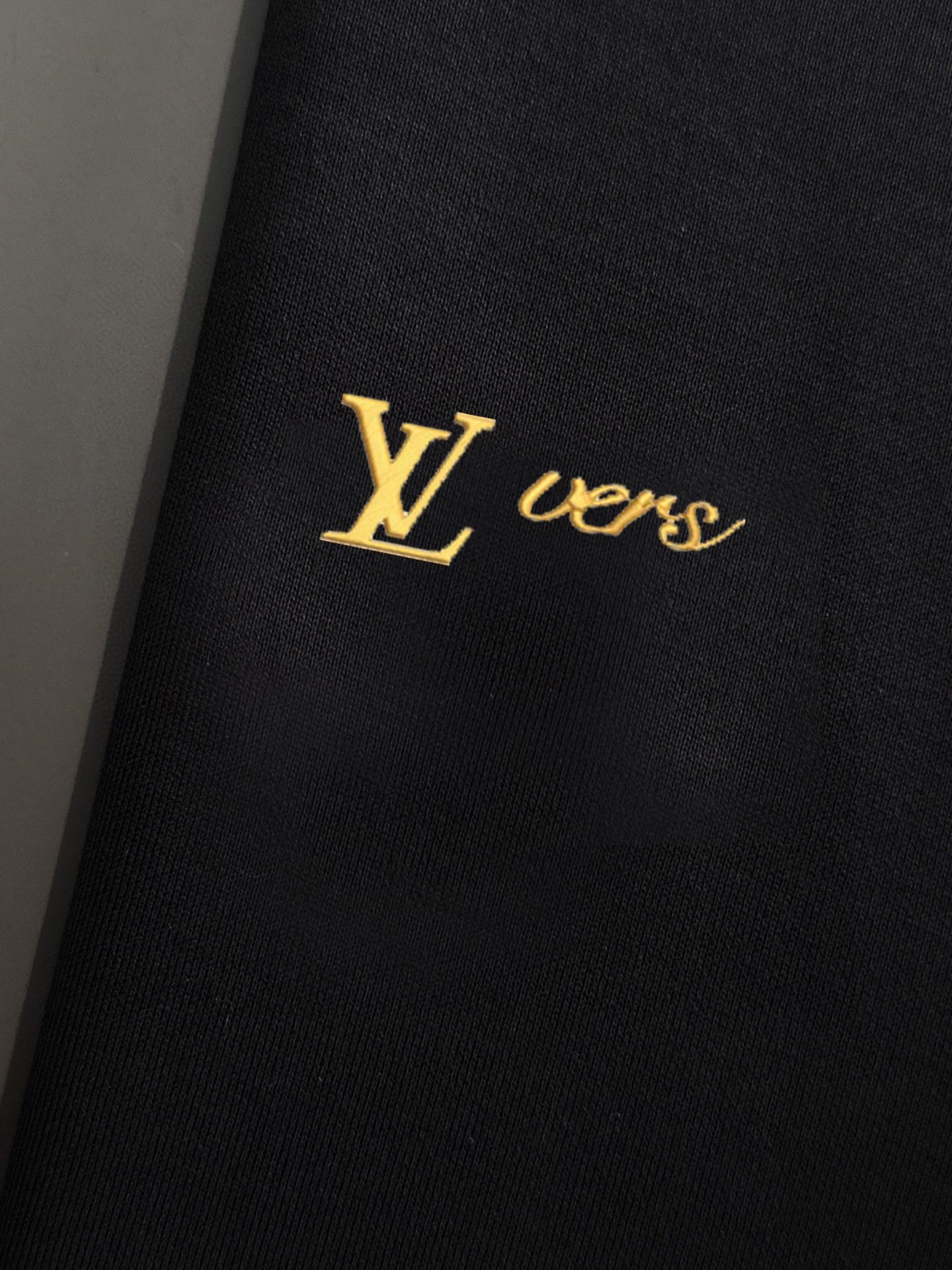 ルイ・ヴィトン「Louis Vuitton」2025 秋冬コレクション トレーナーセットアップ 