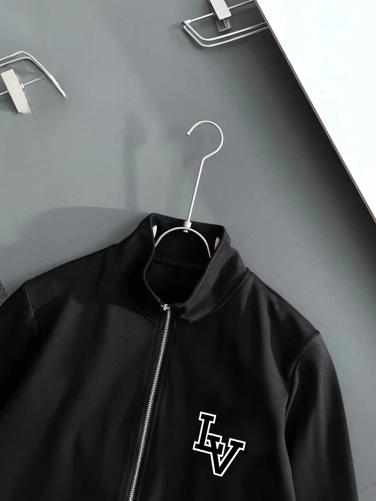 ルイ・ヴィトン「Louis Vuitton」2025 秋冬コレクション トレーナーセットアップ 