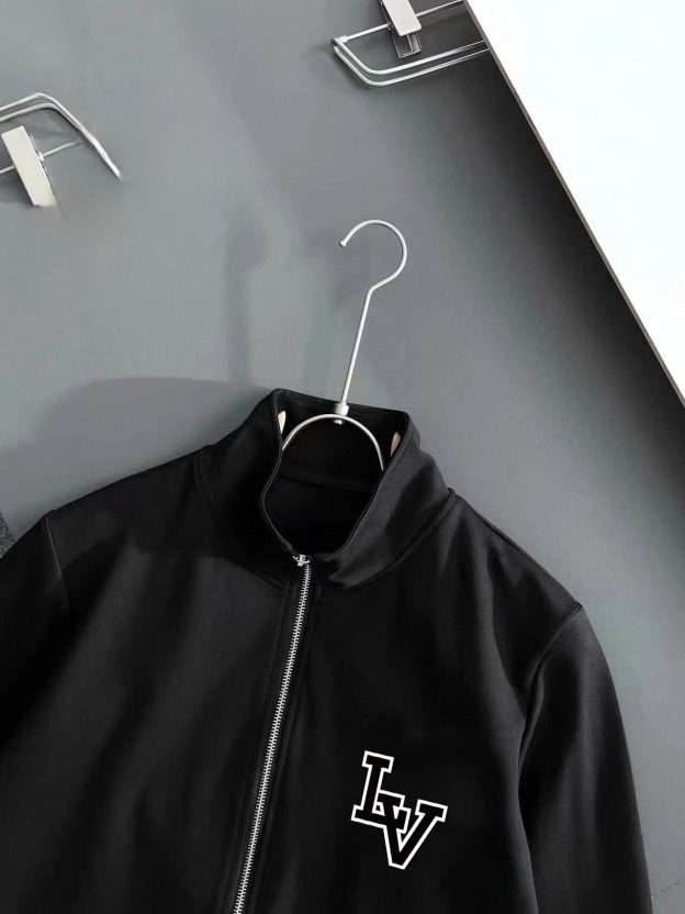 ルイ・ヴィトン「Louis Vuitton」2025 秋冬コレクション トレーナーセットアップ 