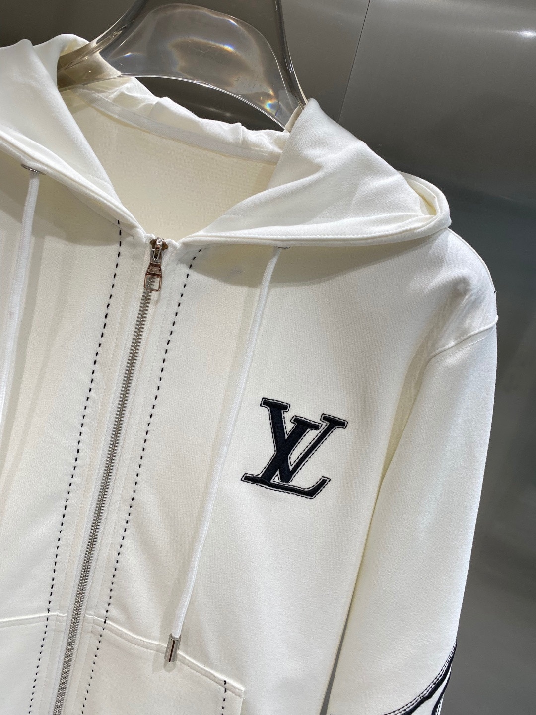 ルイ・ヴィトン「Louis Vuitton」2025 秋冬コレクション トレーナーセットアップ 