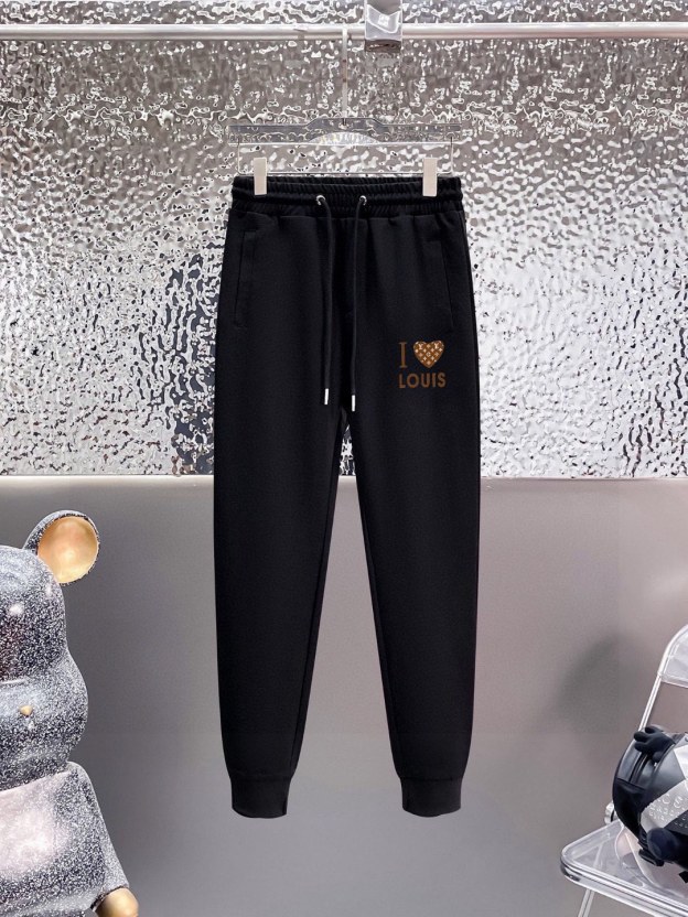 ルイ・ヴィトン「Louis Vuitton」2025秋冬 メンズ スポーツウェア セットアップ