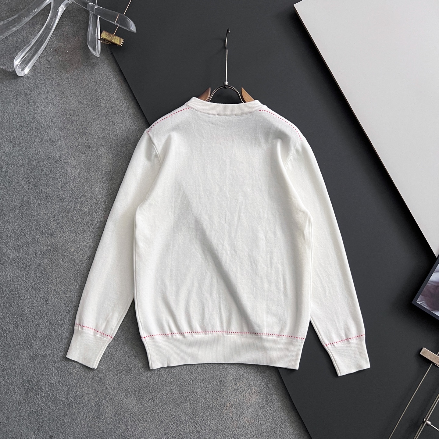 エルメス「Hermès」Hリフト プルオーバー ニット