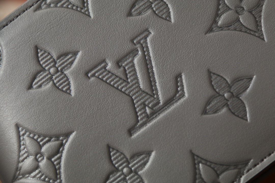 ルイ・ヴィトン ポルトフォイユ･ミュルティプル