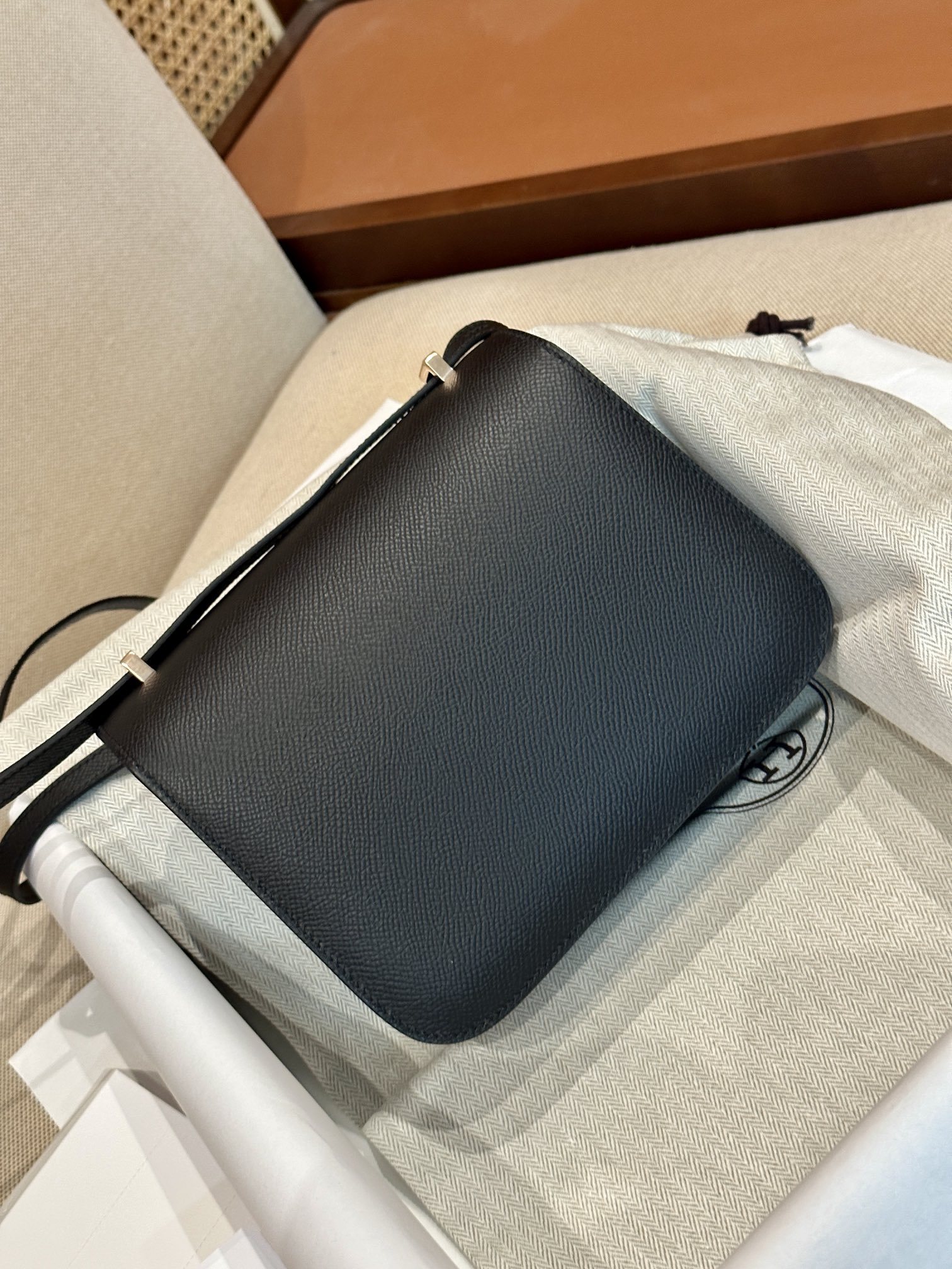 エルメス「Hermès」コンスタンスミニバッグ