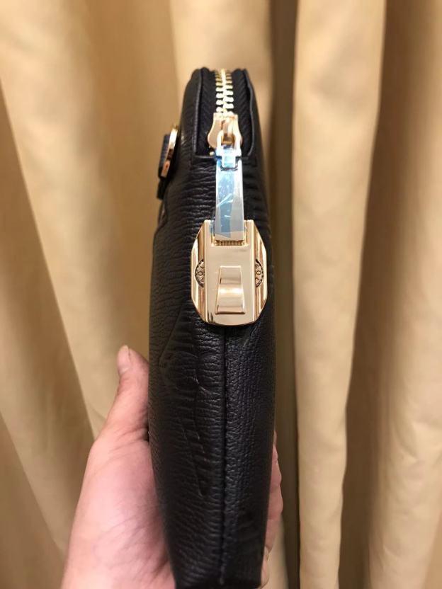 ルイ・ヴィトン「Louis Vuitton」Monogram クラッチバッグ