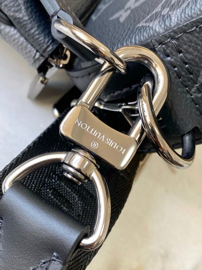 ルイ・ヴィトン「Louis Vuitton」Trio メッセンジャーバッグ