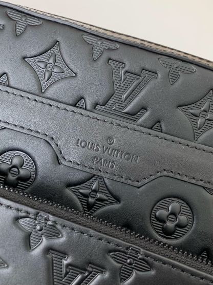 ルイ・ヴィトン「Louis Vuitton」モノグラム シャドウ トリオ メッセンジャー ショルダーバッグ