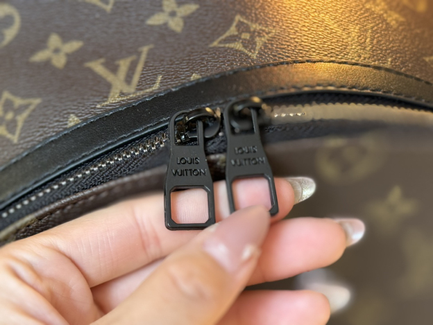 ルイ・ヴィトン「Louis Vuitton」ディスカバリー バックパック