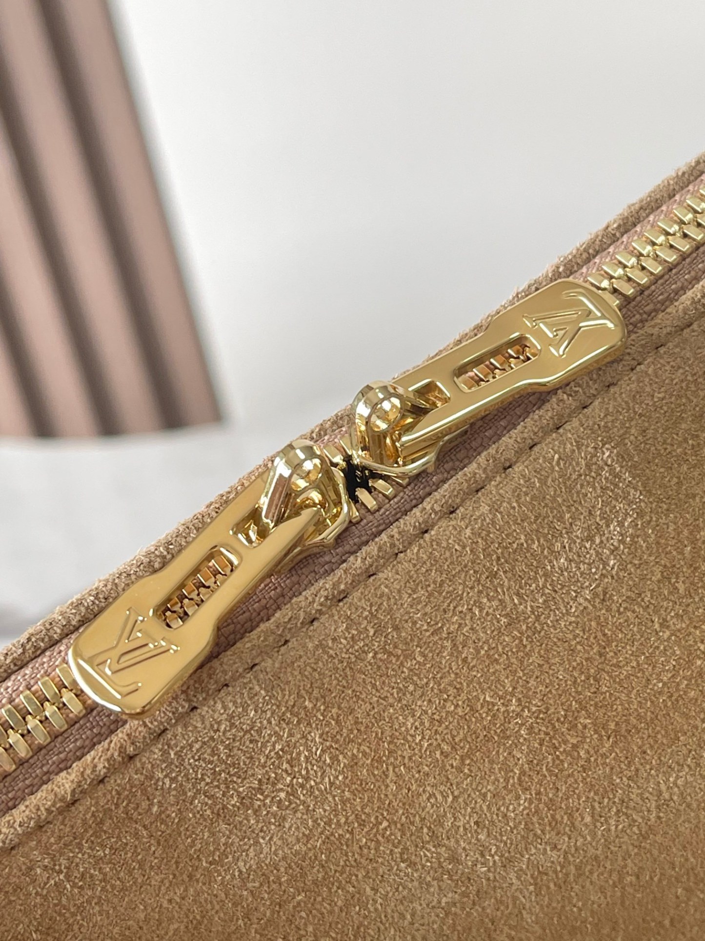 ルイ・ヴィトン「Louis Vuitton」エクスプレス MM ハンドバッグ