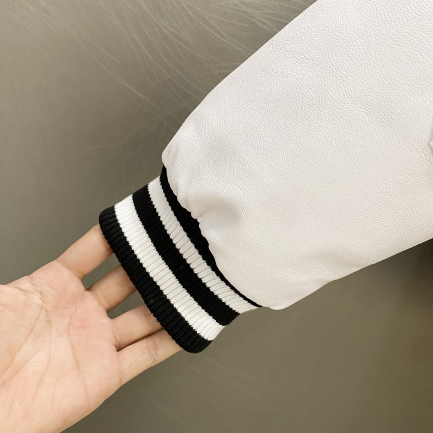 ルイ・ヴィトン「Louis Vuitton」エンブロイダリー ベースボールジャケット