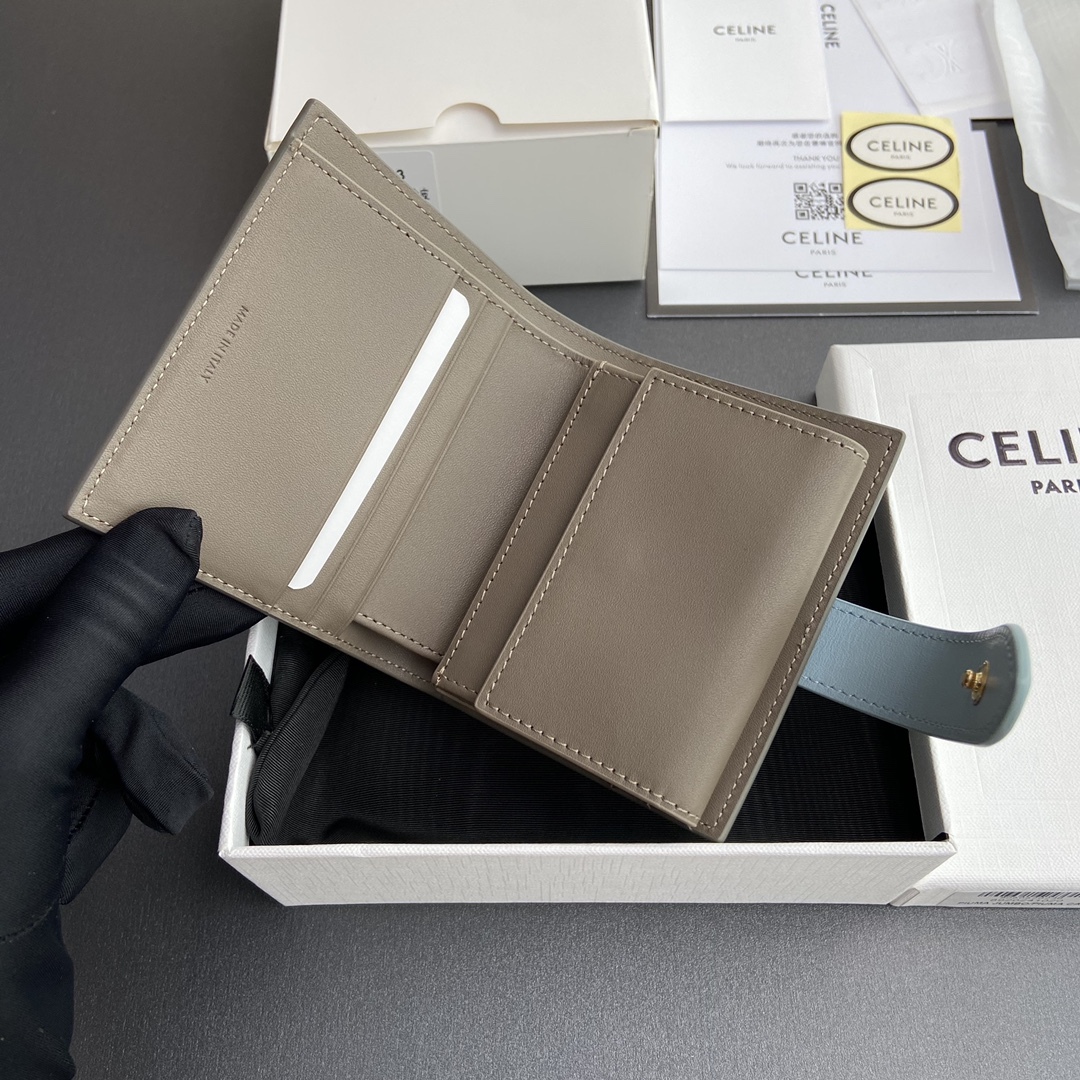 セリーヌ「Celine」プチ ツートン グラン シャン リザード プレート付き ウォレット