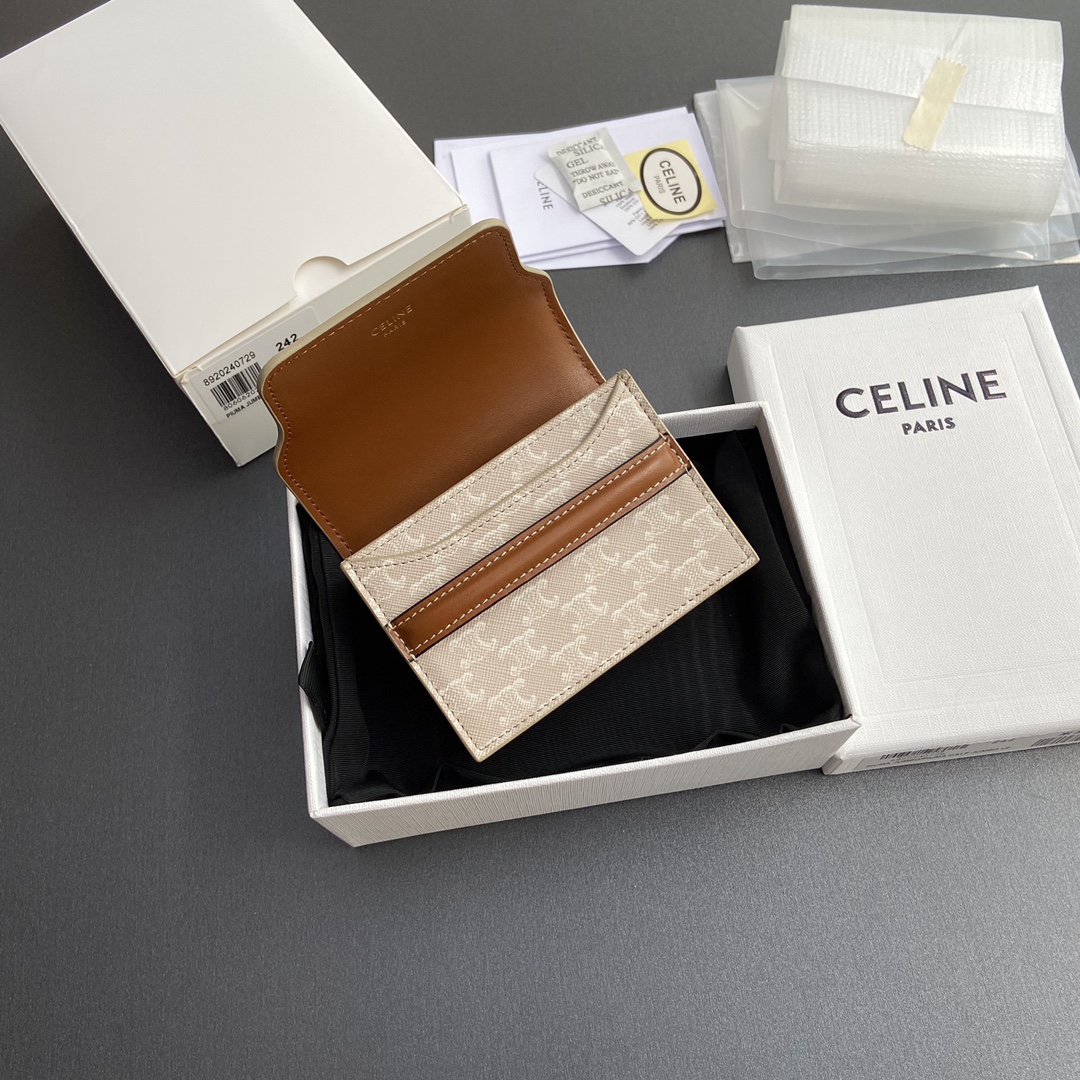 セリーヌ「Celine」TRIOMPHE カードケース