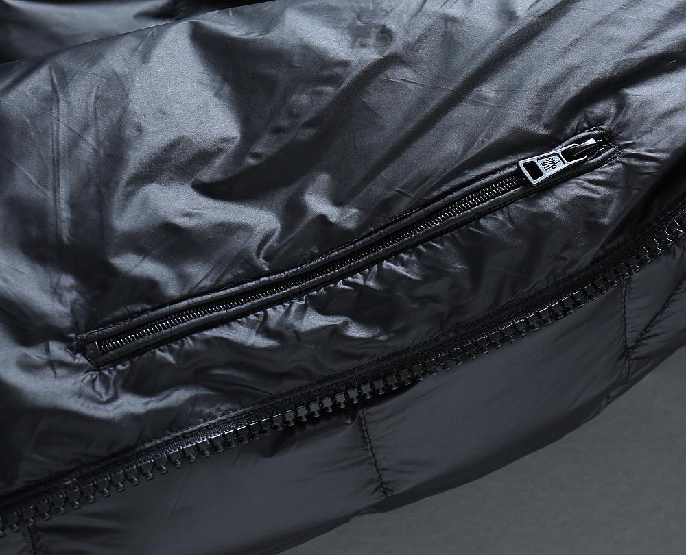 モンクレール「Moncler」Grenoble 2025秋冬ダウンジャケット