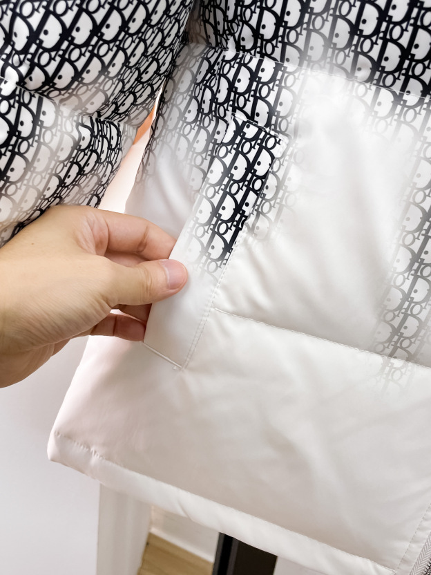 ディオール「Dior」ダウンジャケット