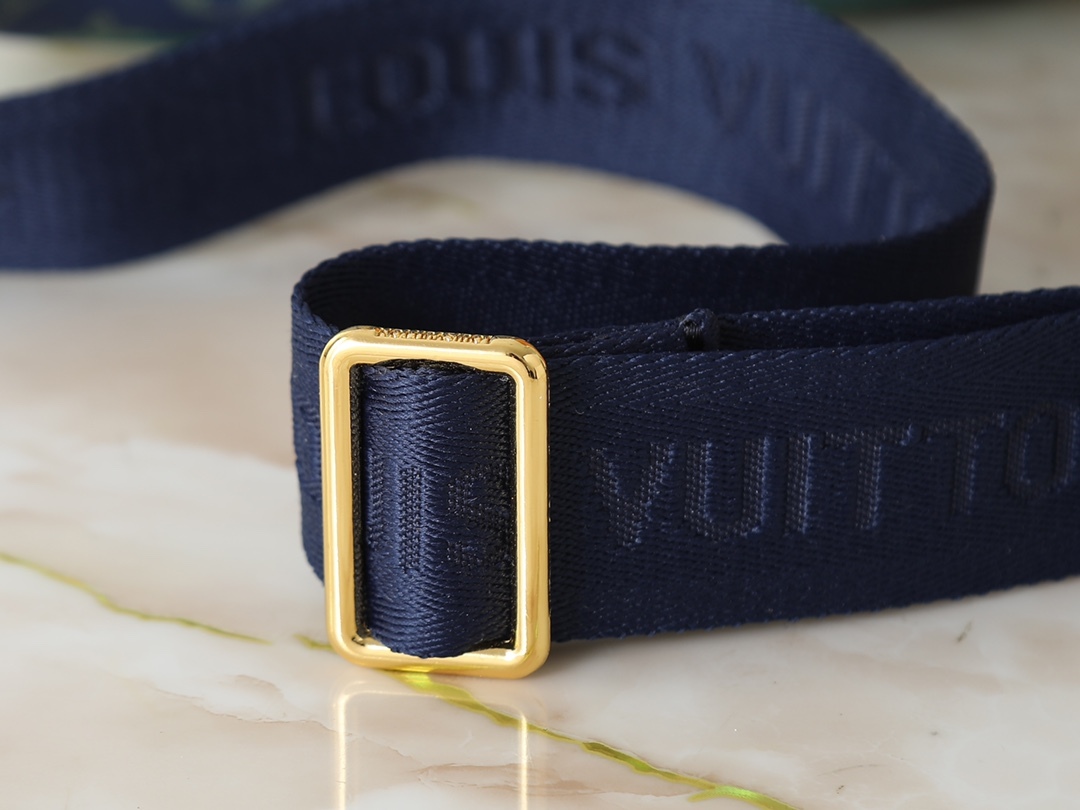 ルイ・ヴィトン「Louis Vuitton」ラッシュ･バムバッグ