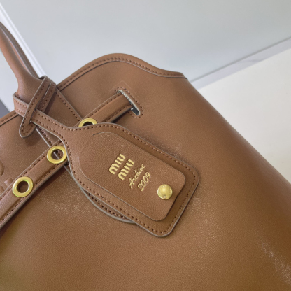 ミュウミュウ「Miu Miu」Collection Aventure Nappa レトロトートバッグ