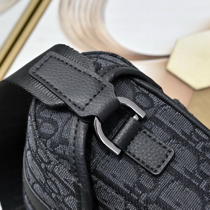 ディオール「Dior」Hit The Road メッセンジャーバッグ コンパクトトート