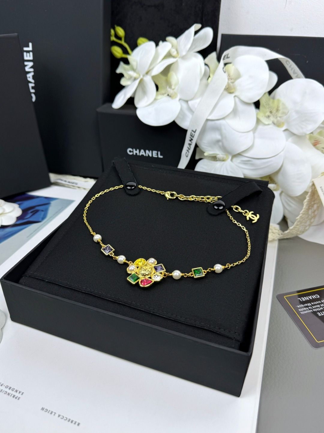 シャネル「Chanel」シャネル 幾何学模様カラーダイヤモンドネックレス