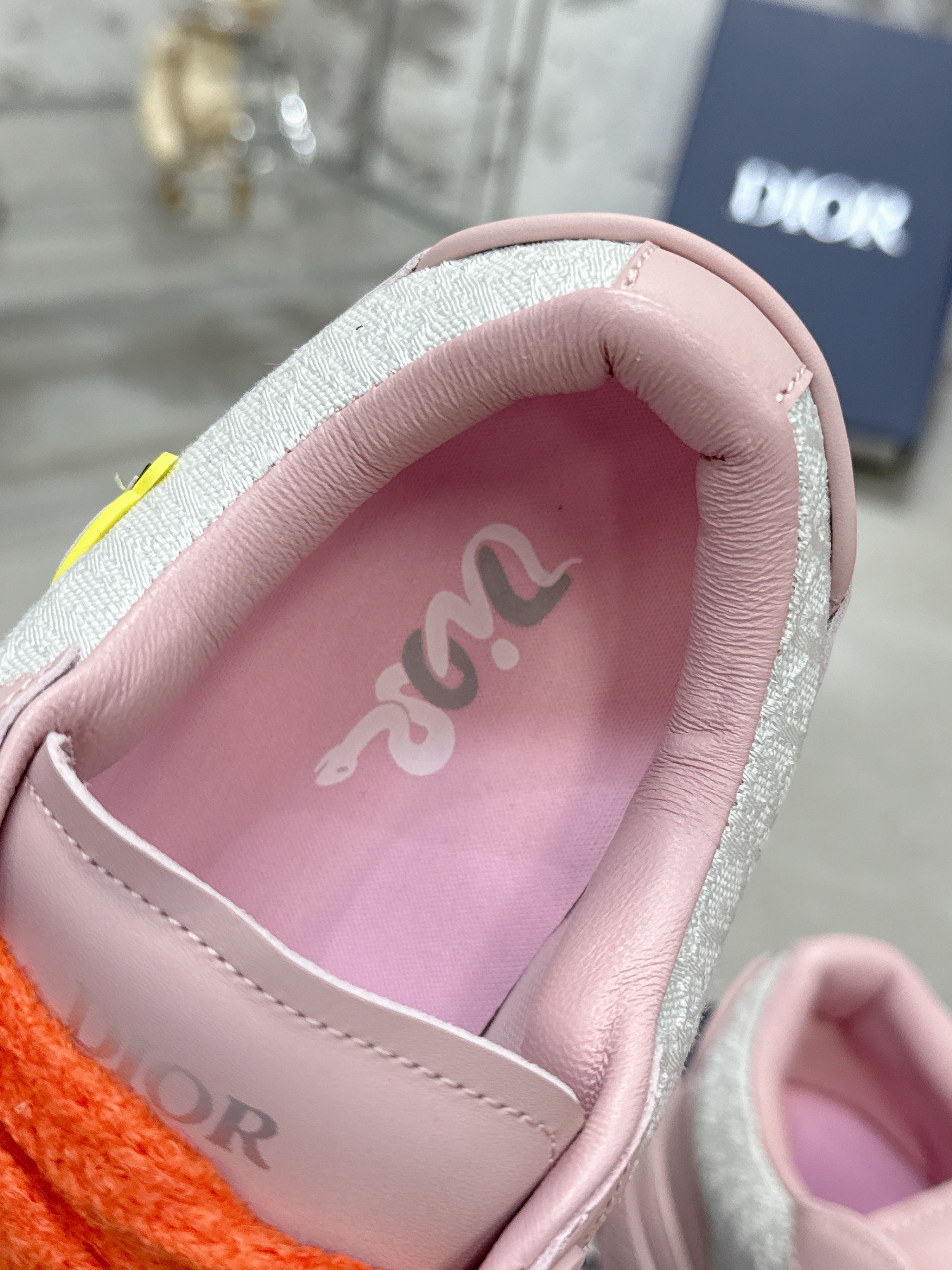 ディオール「Dior」B33 スネークイヤー カップル スニーカー 限定モデル