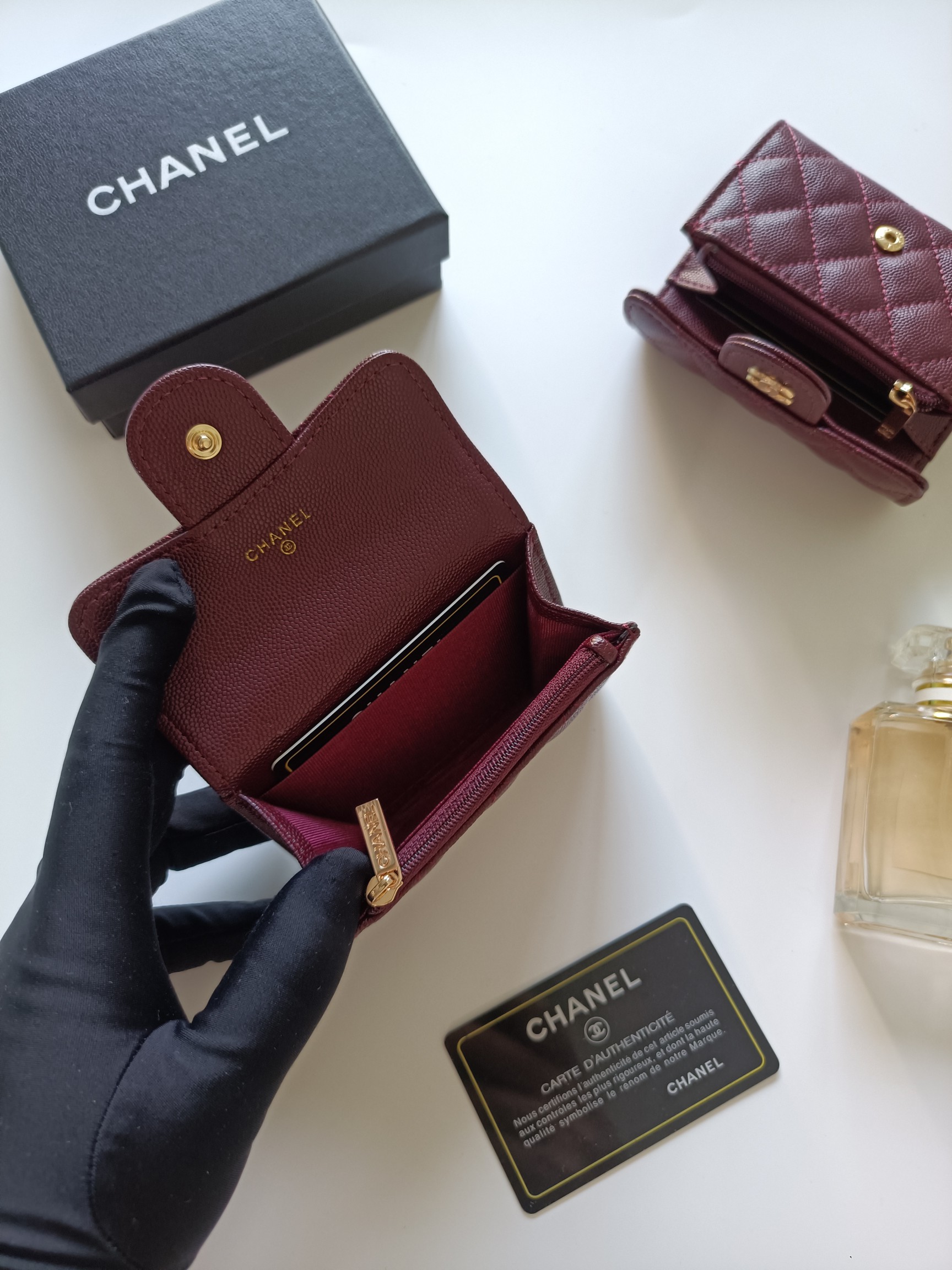 シャネル「Chanel」シャネル クラシック ジップ カードホルダー / コインケース