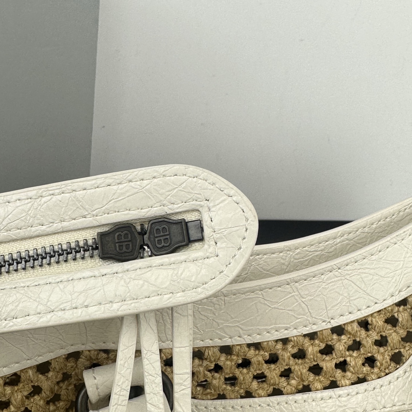 バレンシアガ「Balenciaga」バレンシアガ ラフィア ル・シティ ハンドバッグ / トートバッグ