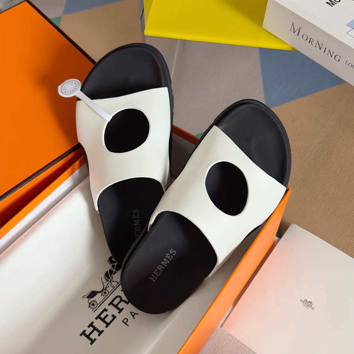 エルメス「Hermès」エルメス シェーヌダンクル サンダル / レザーテクノサンダル