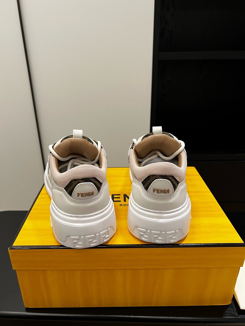 フェンディ「Fendi」フェンディ マッチ スニーカー / レザースニーカー