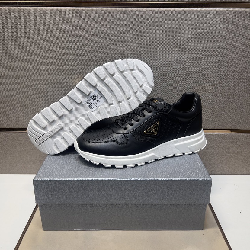 プラダ「Prada」プラダ プレミアムスニーカー (2026年春夏モデル) / レザースニーカー