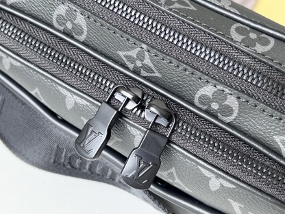 ルイ・ヴィトン(Louis Vuitton)　アルファメッセンジャーバッグ　m46955