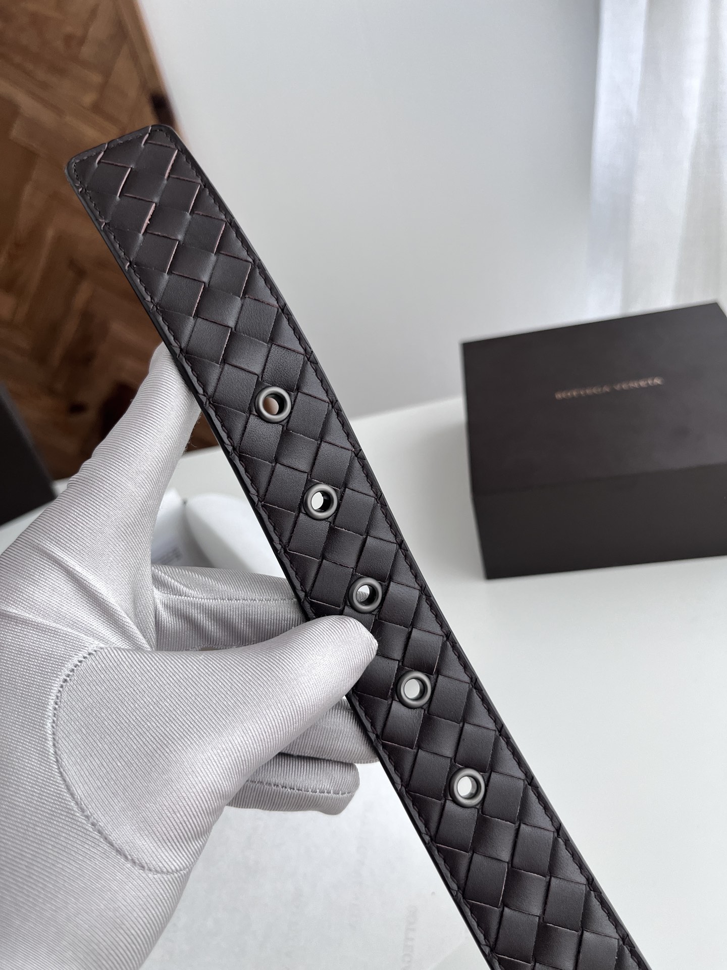 ボッテガ・ヴェネタ「Bottega Veneta」イントレチャート リバーシブル ベルト