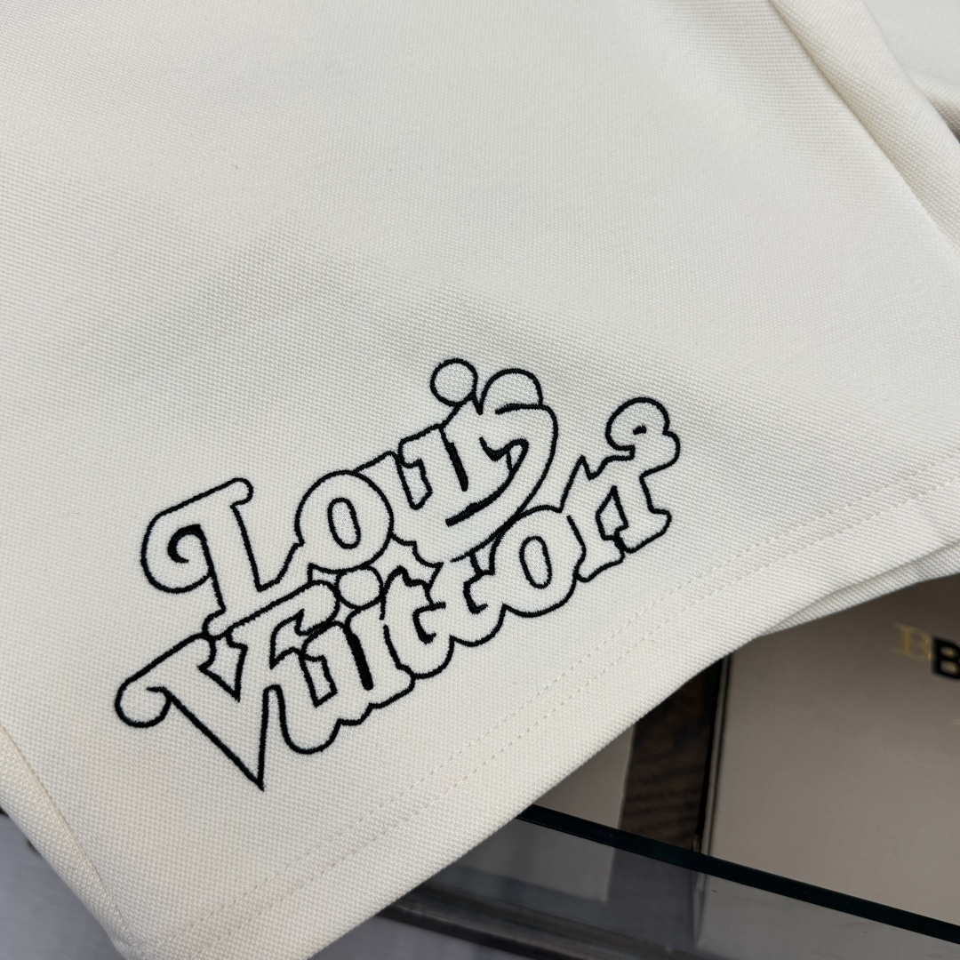 ルイ・ヴィトン「Louis Vuitton」コットンショーツ / ロゴショーツ