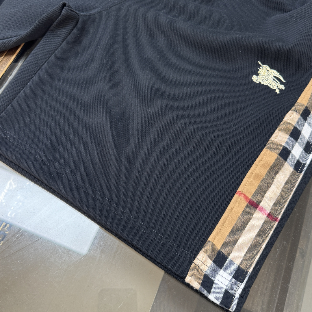 バーバリー「Burberry」コットンショーツ / ロゴショーツ