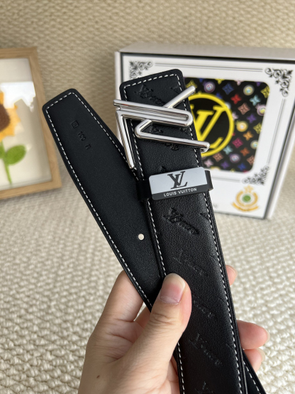ルイ・ヴィトン「Louis Vuitton」プレミアム トゴレザーベルト / ハイエンドウエストベルト
