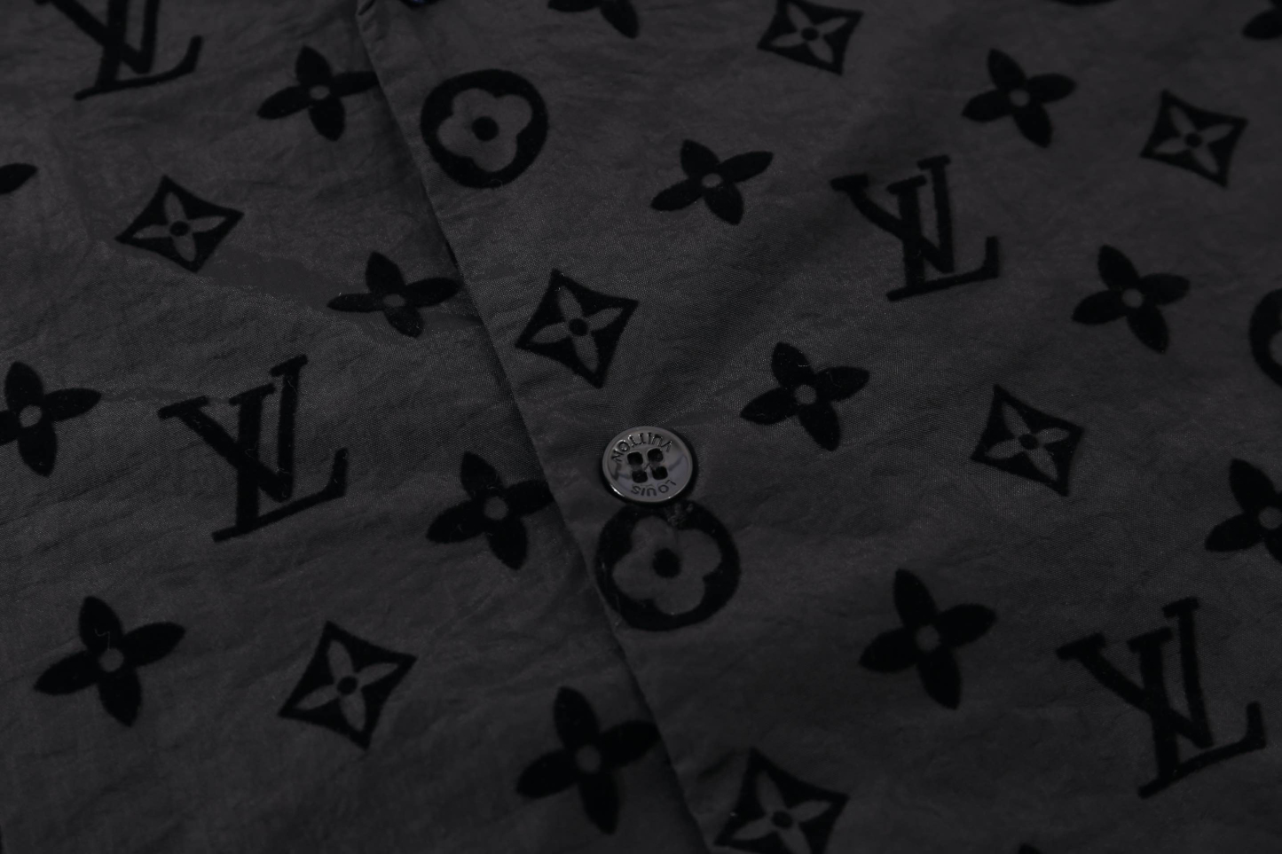 ルイ・ヴィトン「Louis Vuitton」ルイ・ヴィトン モノグラム・フロッキー シャツ / ロングスリーブシャツ