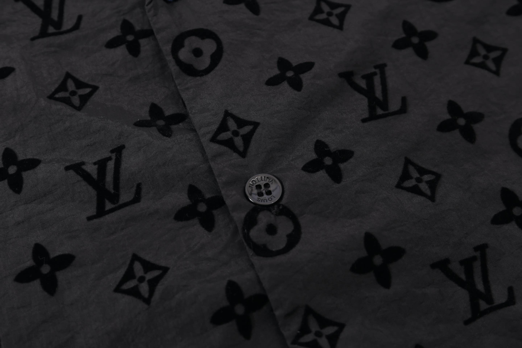 ルイ・ヴィトン「Louis Vuitton」ルイ・ヴィトン モノグラム・フロッキー シャツ / ロングスリーブシャツ