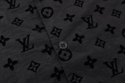 ルイ・ヴィトン「Louis Vuitton」ルイ・ヴィトン モノグラム・フロッキー シャツ / ロングスリーブシャツ