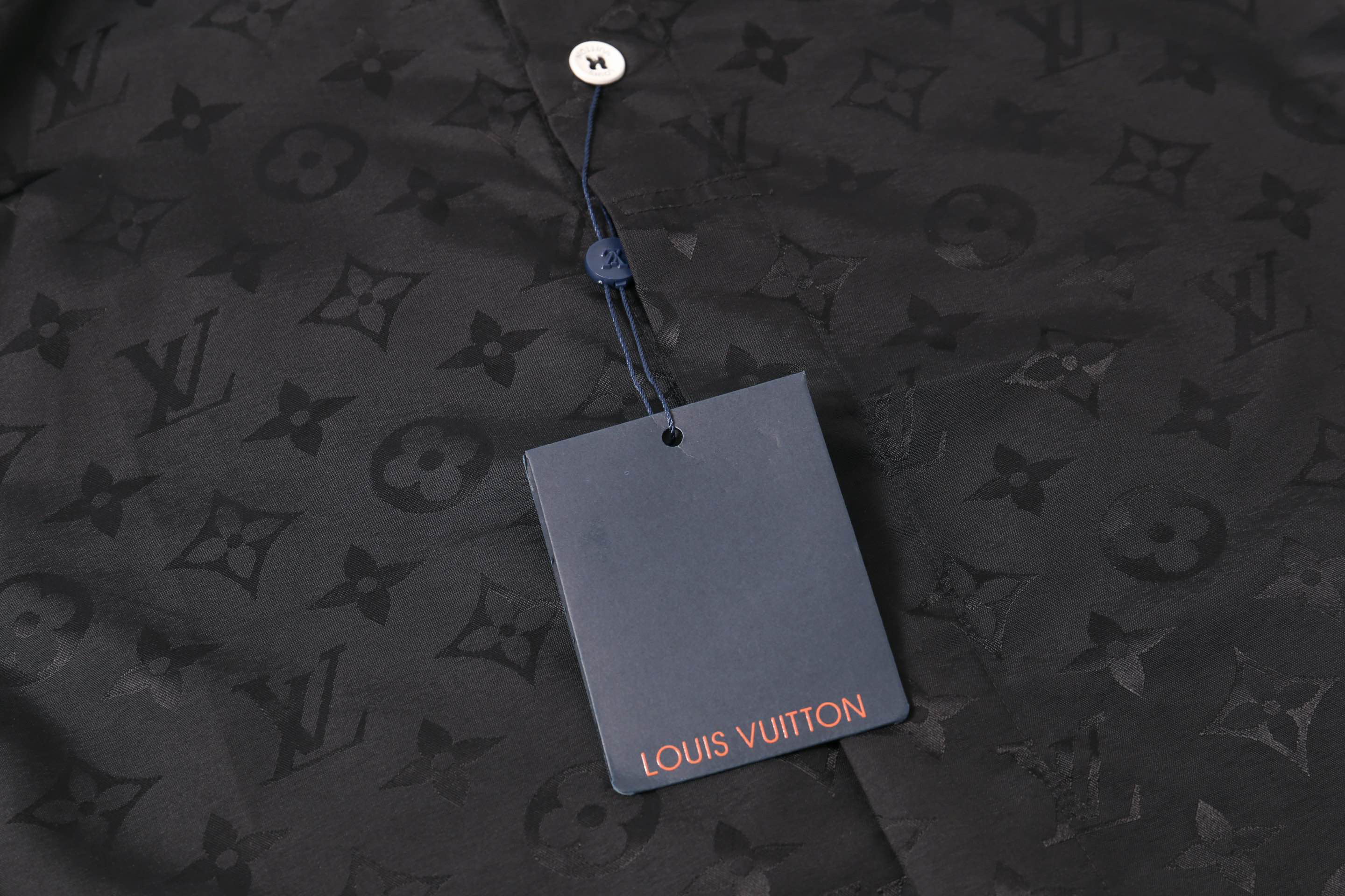 ルイ・ヴィトン「Louis Vuitton」ルイ・ヴィトン モノグラム・ウェーブ ジャカード シルクシャツ / ショートスリーブシャツ