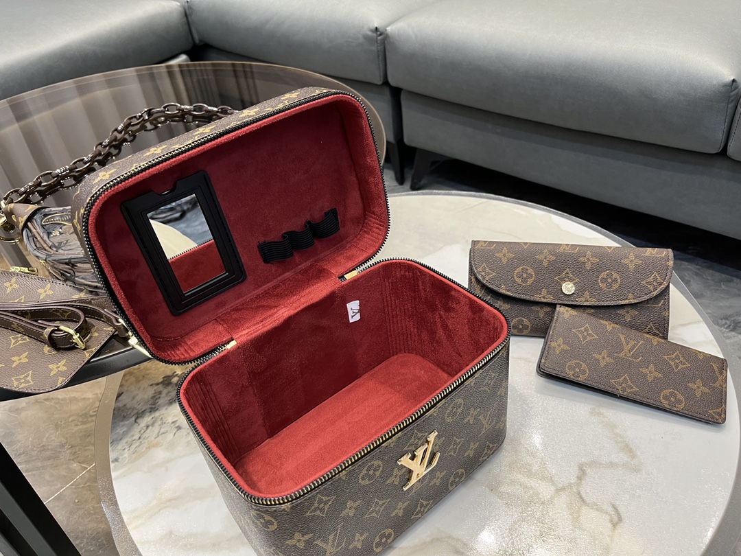 ルイ・ヴィトン「Louis Vuitton」ルイ・ヴィトン マルチポシェット アクセサリーズ 3点セット / ショルダーバッグ