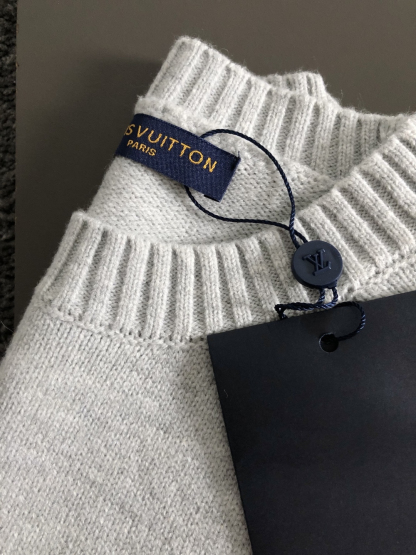 ルイ・ヴィトン「Louis Vuitton」ルイ・ヴィトン モノグラム・マクロ ウール ハーフジッププルオーバー / ニットトップス