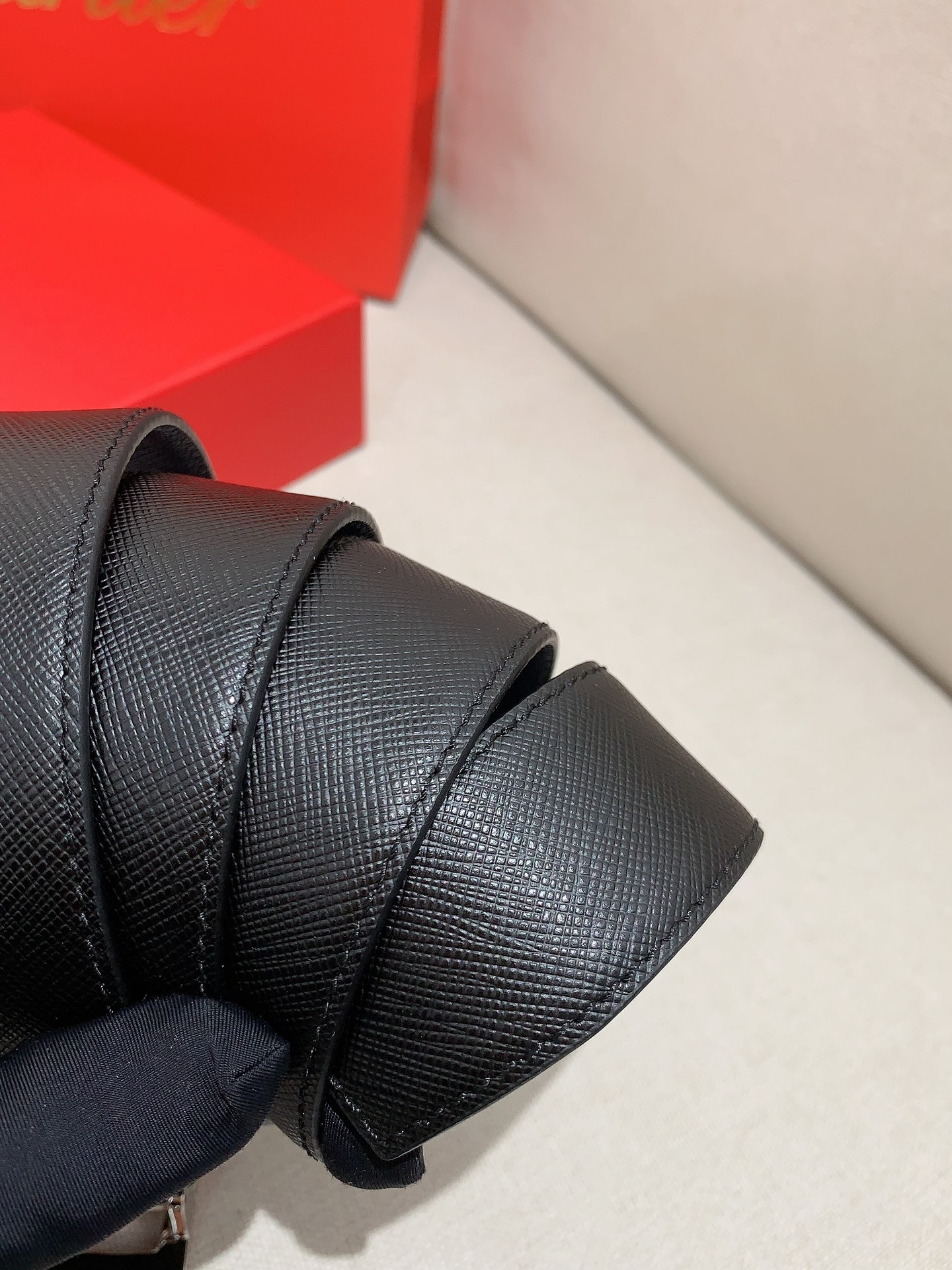 カルティエ「Cartier」バックル C ベルト-ISETAN PRESTIGE CURATED