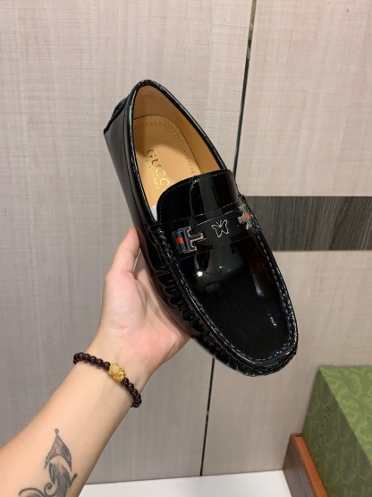 グッチ「Gucci」グッチ ドライビングシューズ / カジュアルシューズ