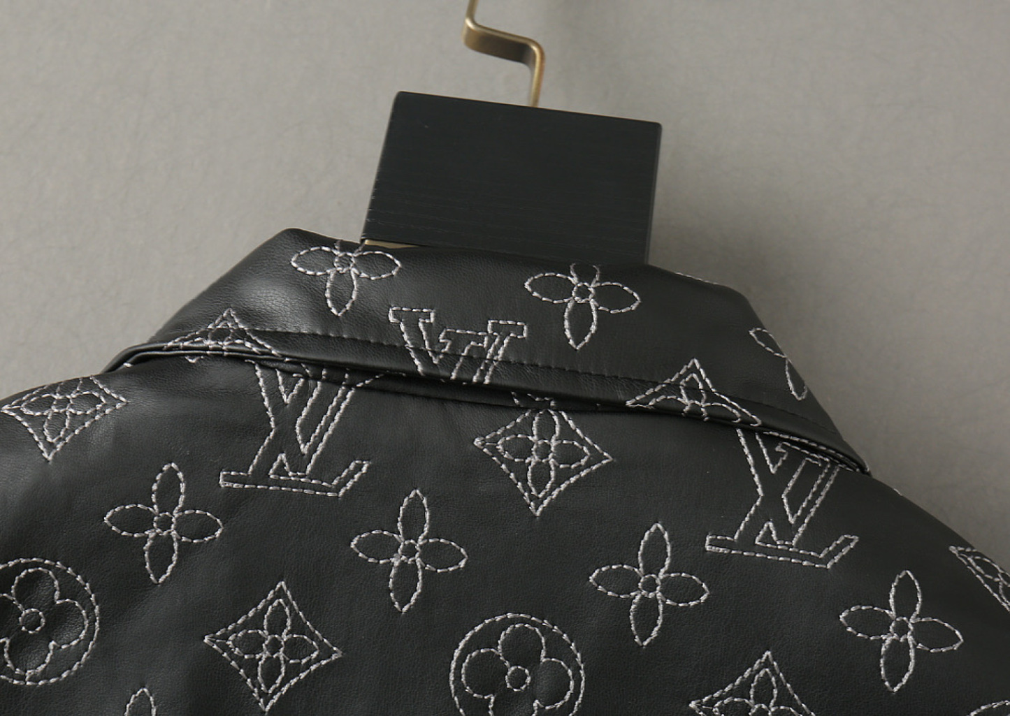 ルイ・ヴィトン「Louis Vuitton」ルイ・ヴィトン 2026年秋冬 メンズ ジャケット / アウター
