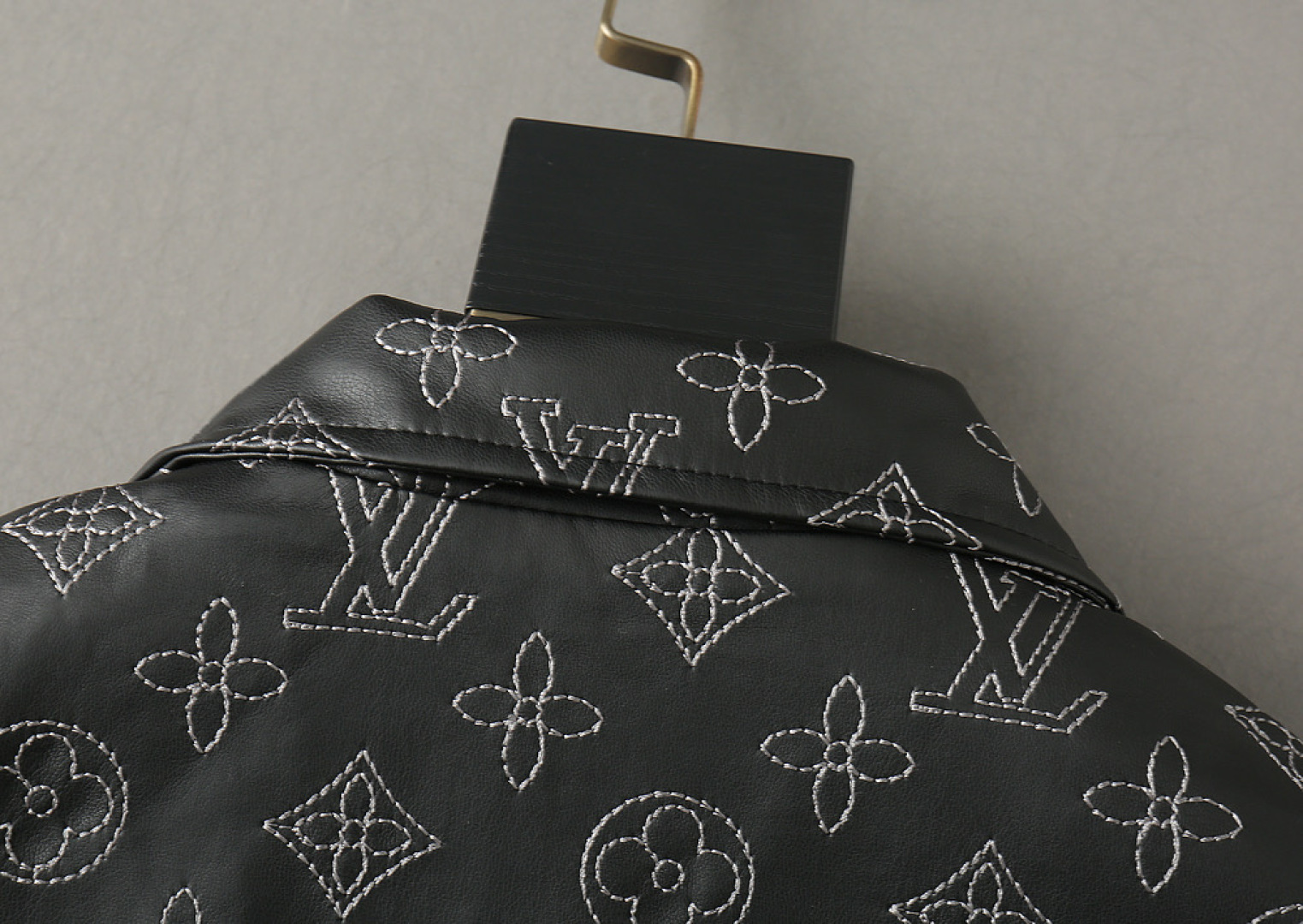 ルイ・ヴィトン「Louis Vuitton」ルイ・ヴィトン 2026年秋冬 メンズ ジャケット / アウター
