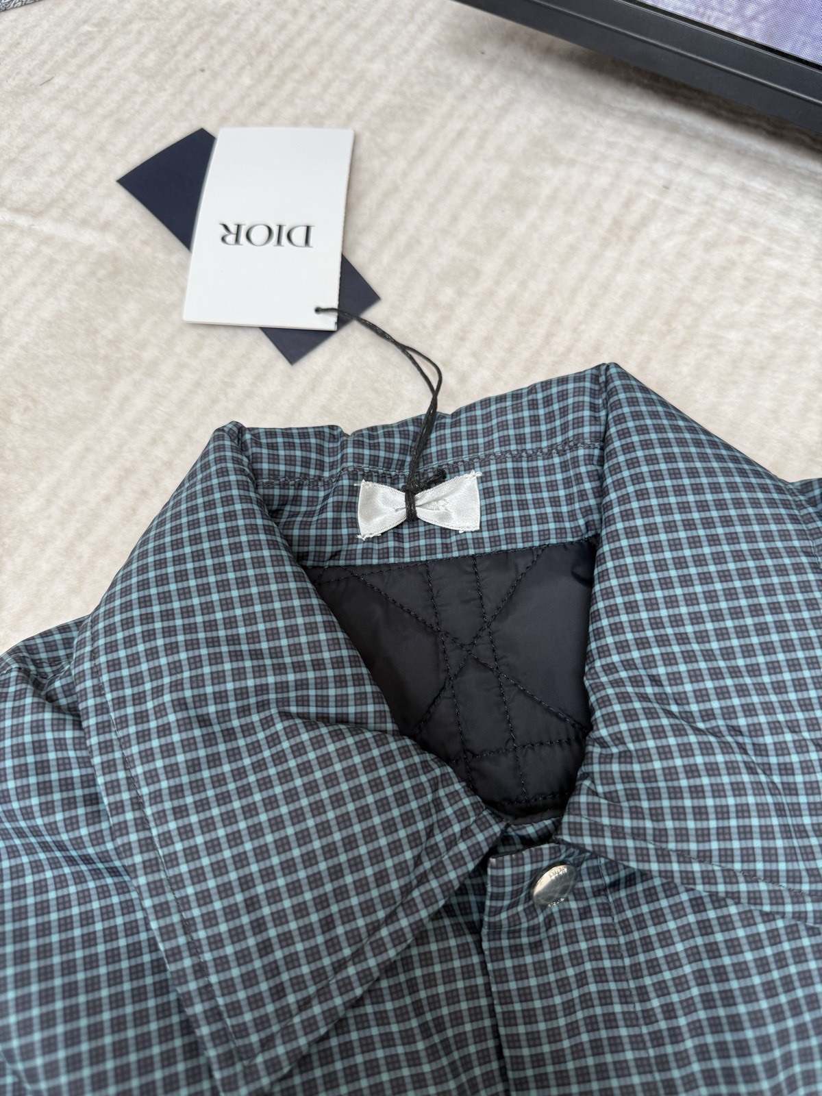 ディオール「Dior」ディオール チェック柄 エンブレム パッチ 刺繍 ジャケット / アウター